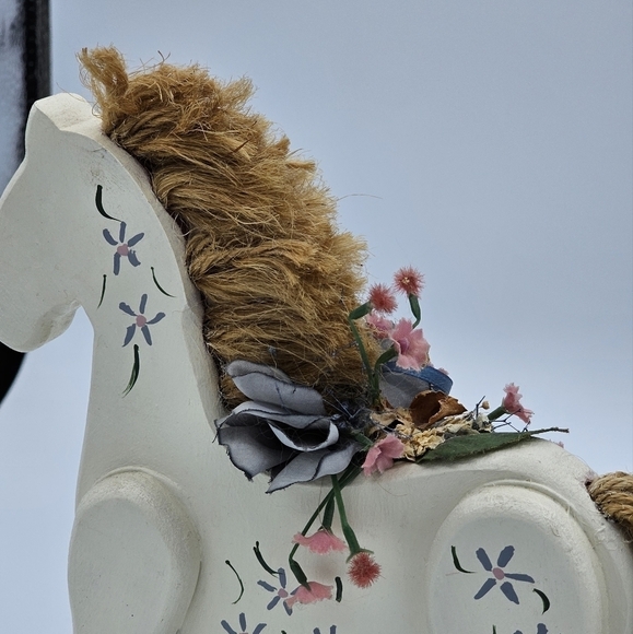 Vintage Shabby Chic Hand Carved White Mini Wooden Rocking Horse - Picture 5 of 8